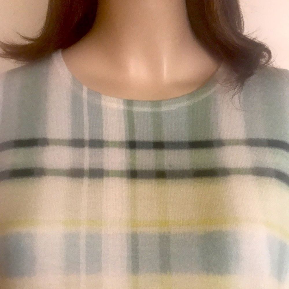 ST JOHN Cashmere Sweater Size M - Picture 4 of 8
